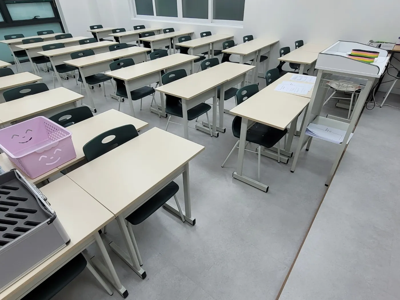 열람석 정리 — 산울동 학원청소 현장