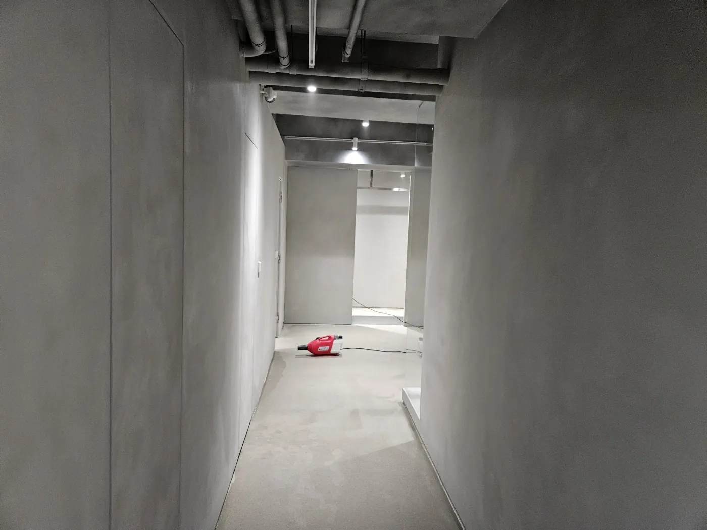 바닥 얼룩 제거 — 종촌동 카페청소 현장
