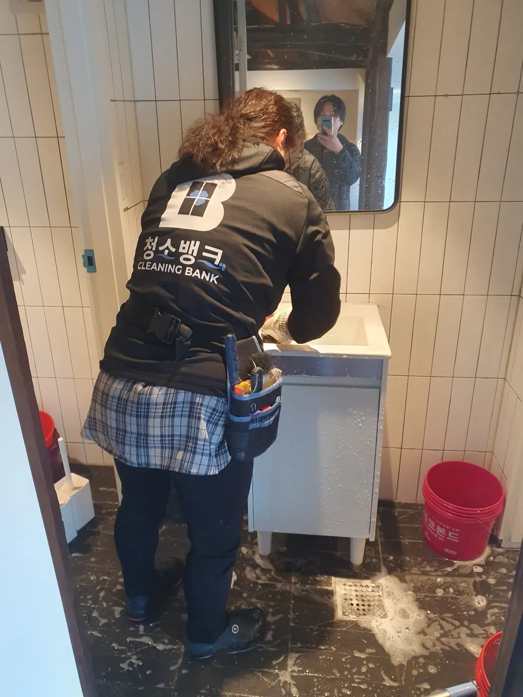 세정 진행 — 한별동 식당청소 현장