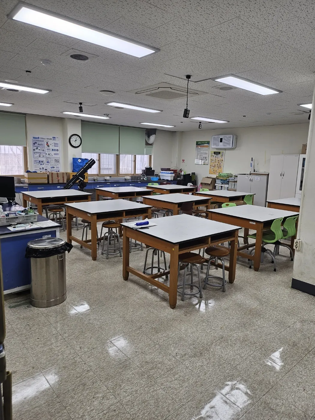 특별실 작업 — 조치원읍 학교청소 현장